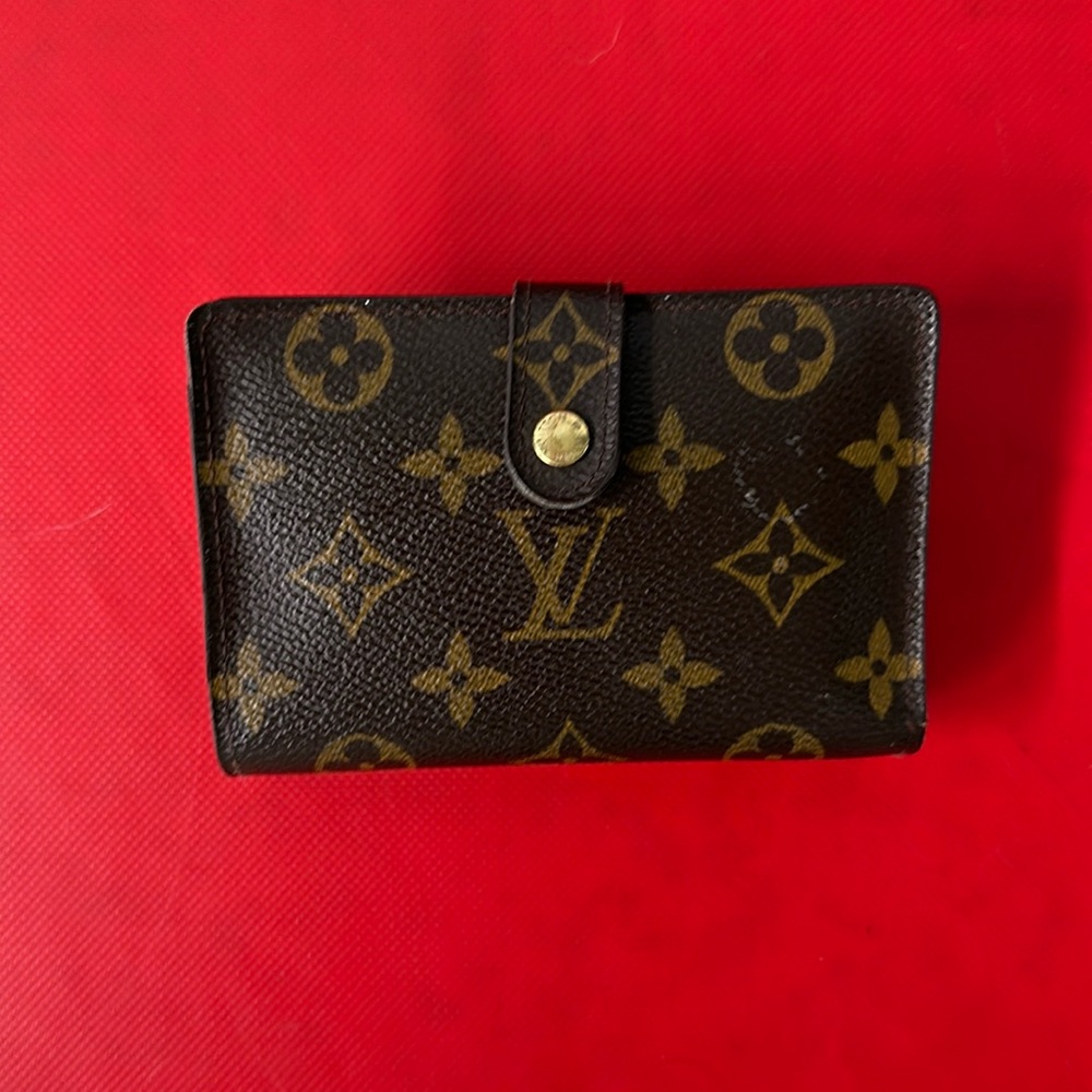 Louis Vuitton monogram wallet